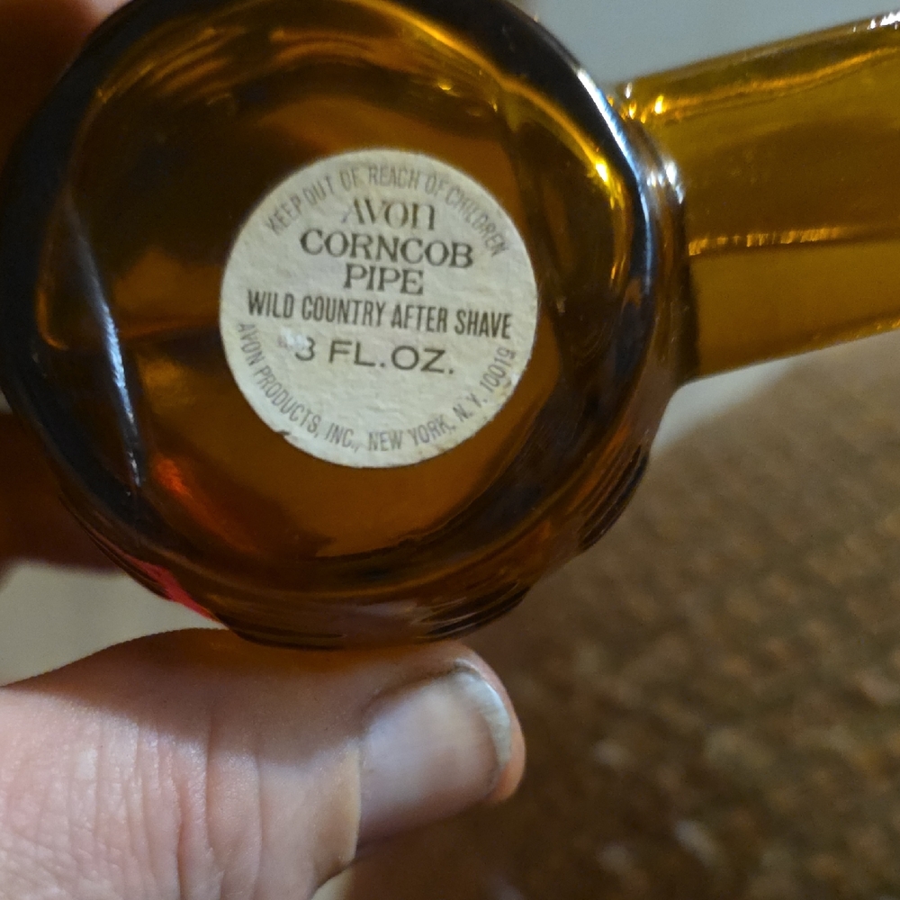 Avon Corncob Pipe Wild Country After Shave - Amber